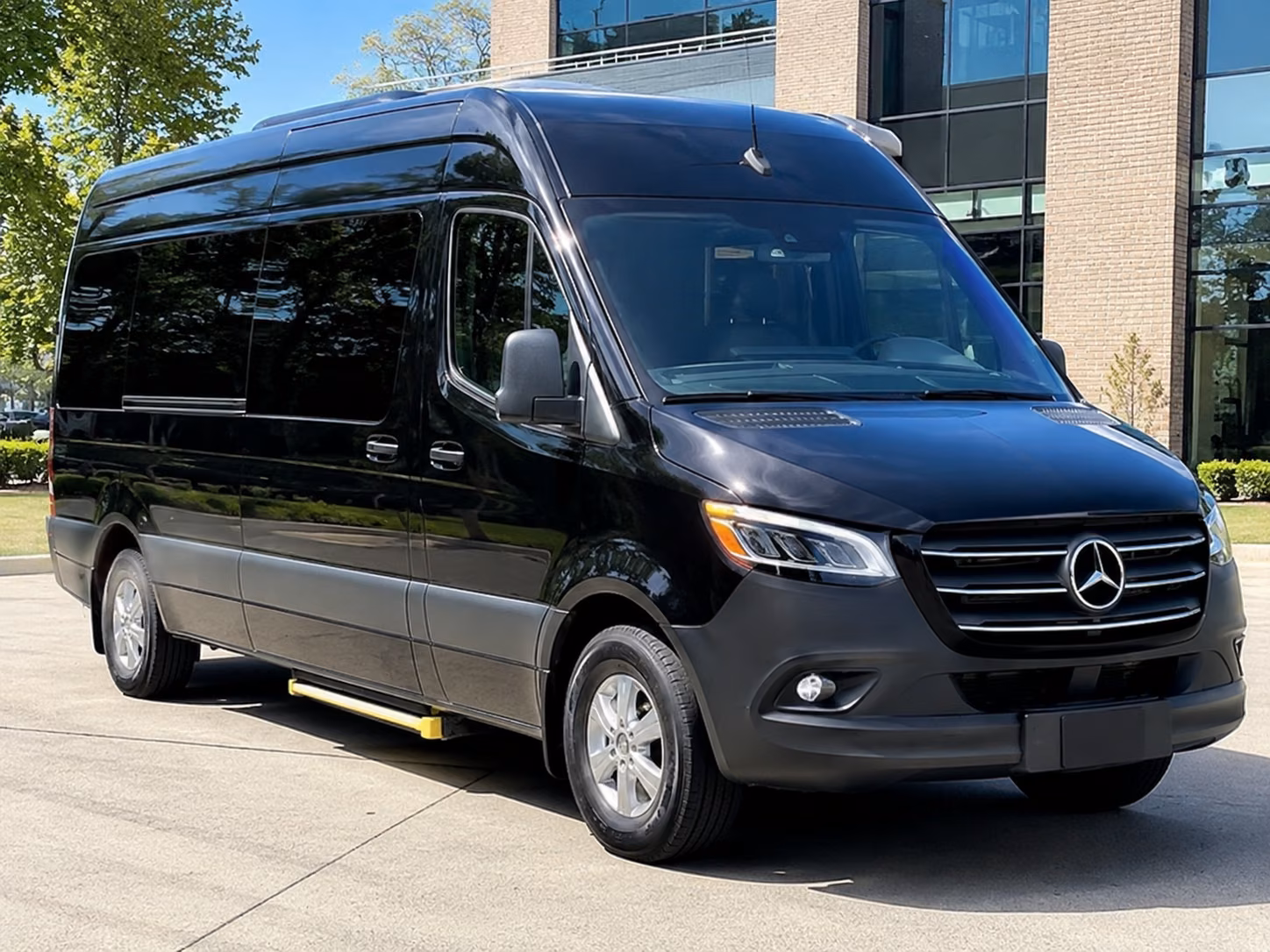 little rock custom day trip and driving tour bus rentals