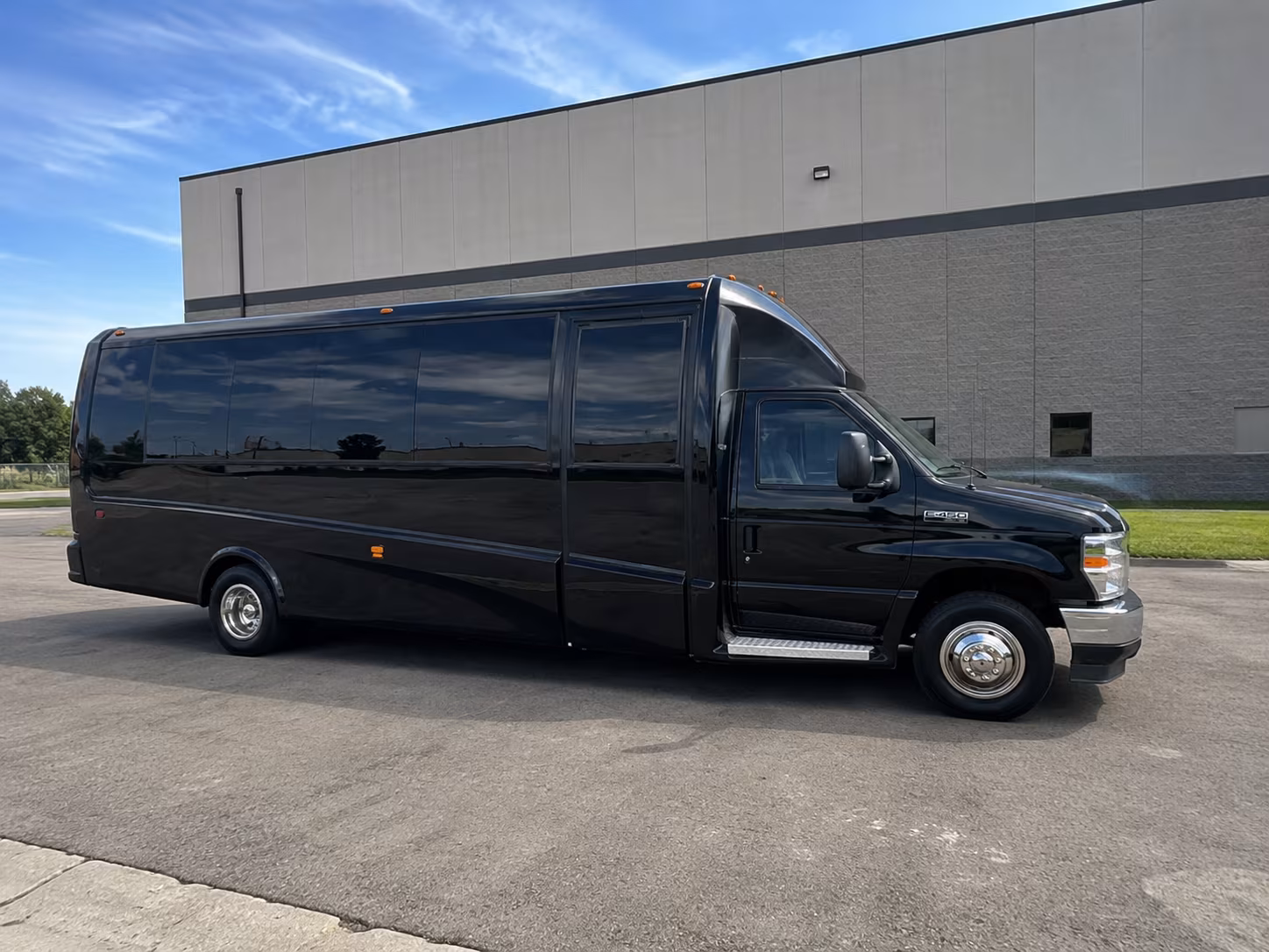 little rock military base transfer and troop movement buses
