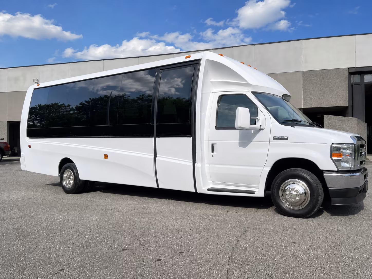 rent a field trip bus to little rock museums and science centers
